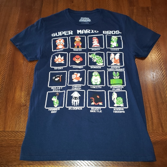 Super Mario Shirt - Picture 7 of 7